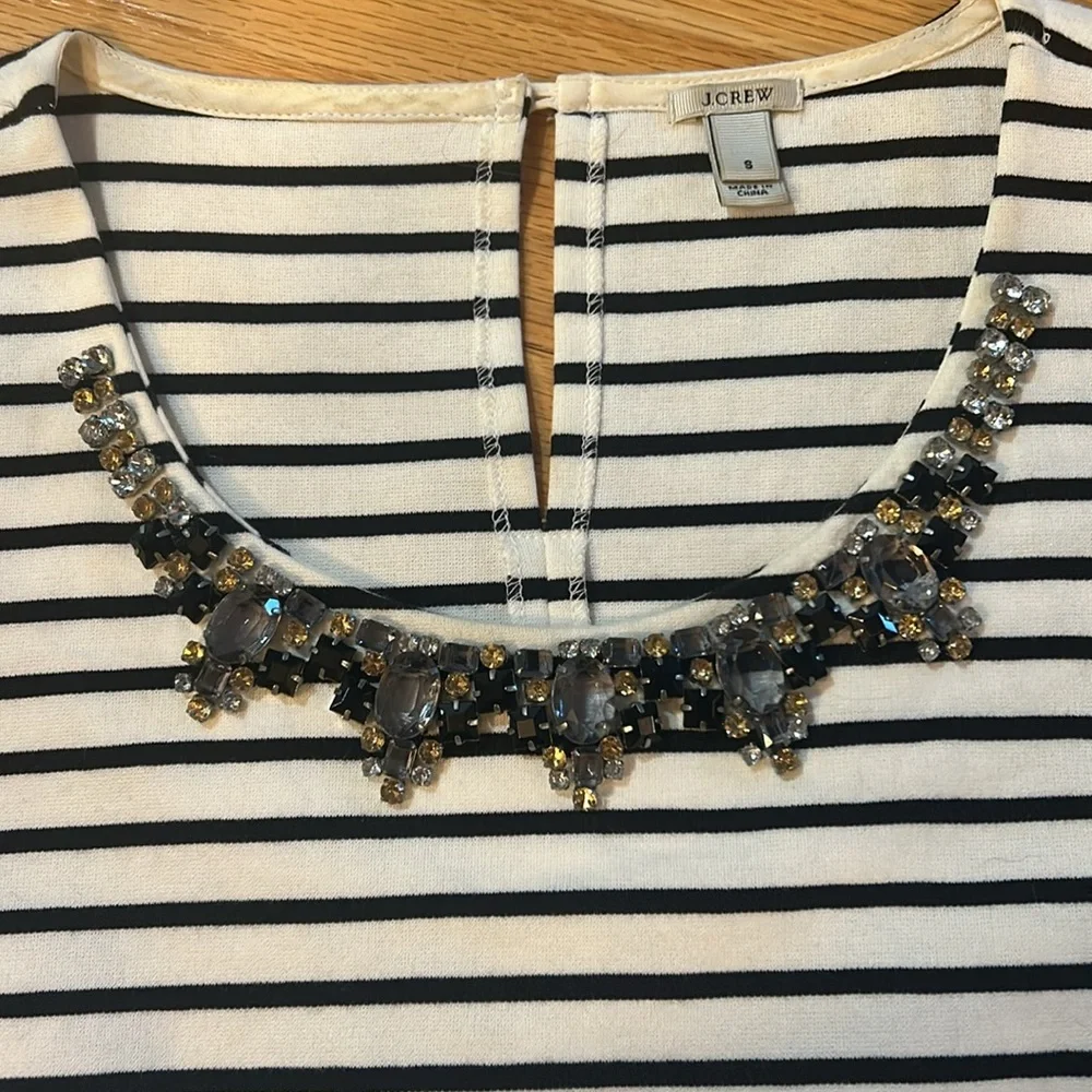 J.Crew Black and White Sleeveless Top with bejeweled collar Size Small - Picture 2 of 5